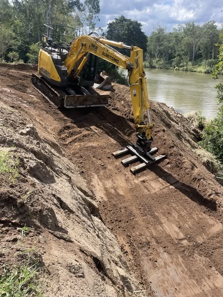 Barellan Earthmoving earthmoving job